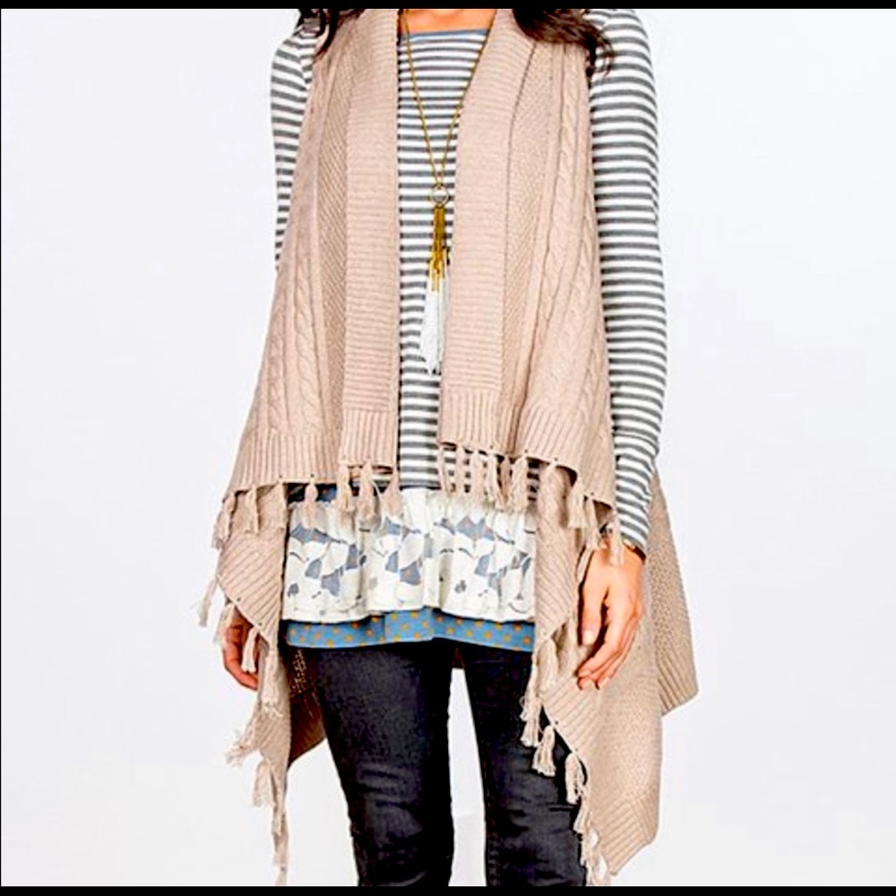 💙 Matilda Jane Beige Cable-Knit Mind's Eye Vest XS